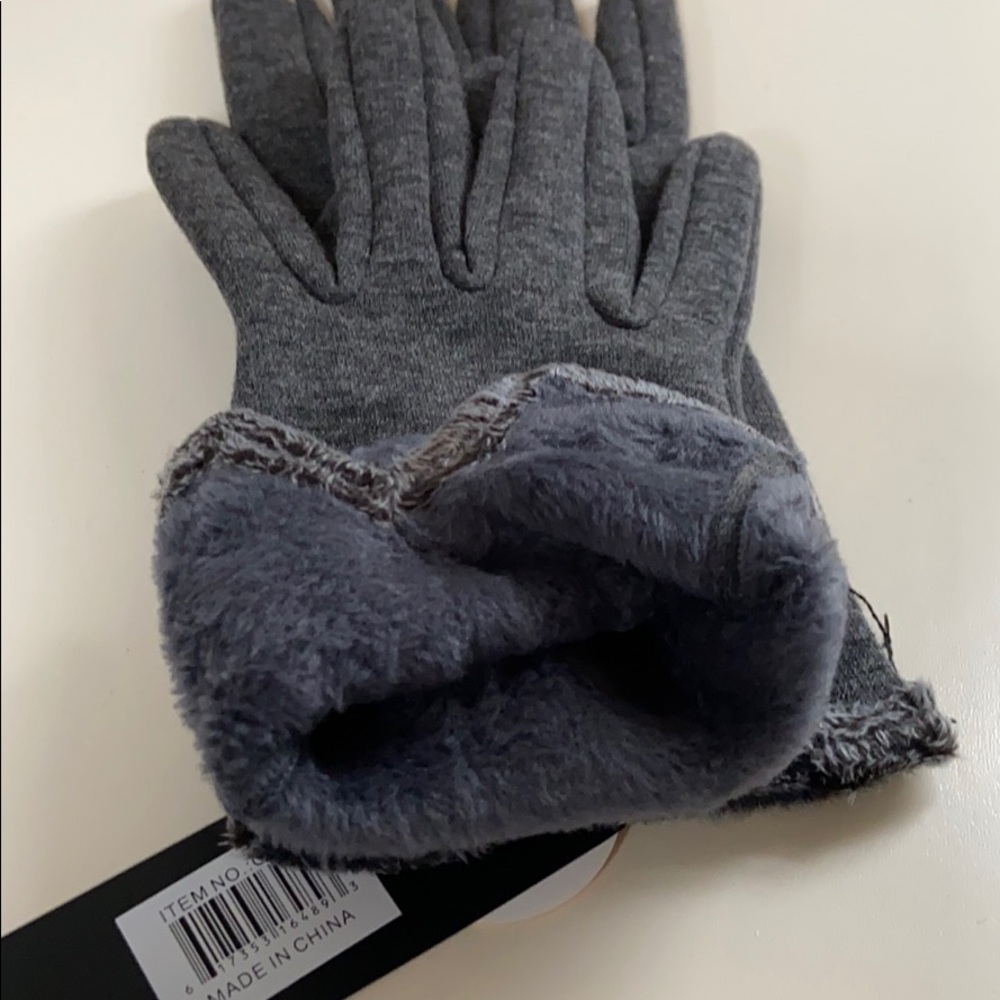 Knit gloves - Picture 2 of 2